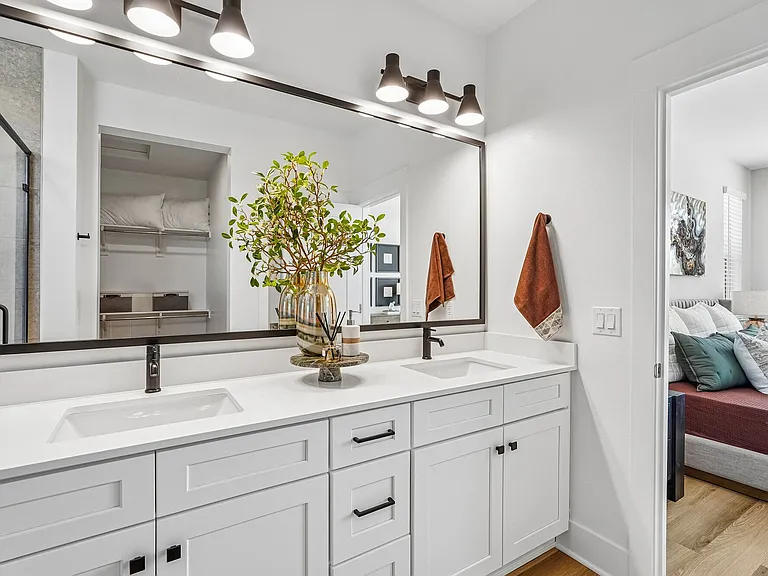 HARMON Ascend by Crescent Communities — Photo 6