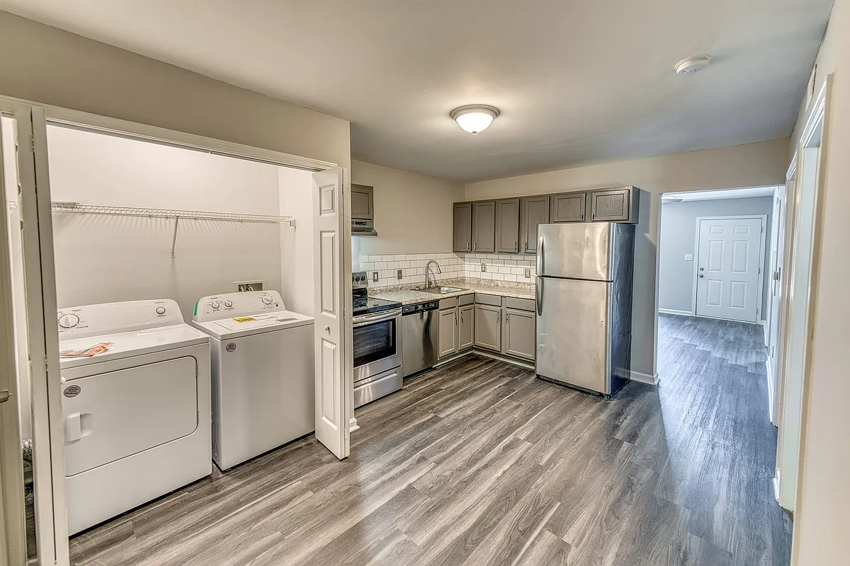 Building Photo - Ashford Place Apartments