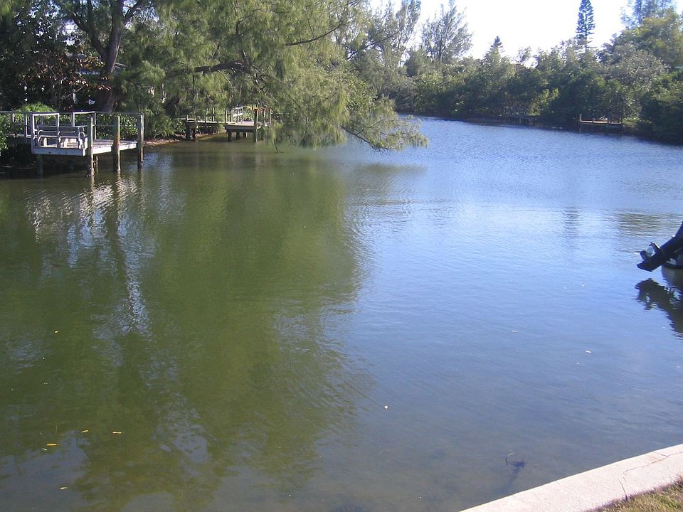 Waterfront Beauty!