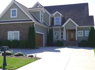 3756 Rock Bridge Dr NE, Conover, NC 28613