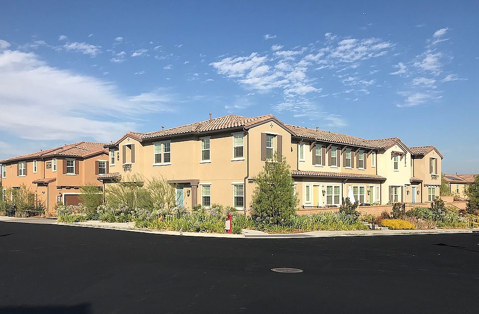 1st image of 28730 Jardineras Dr