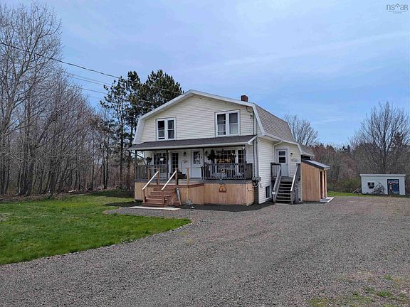 5th image of 828 Clarence Rd