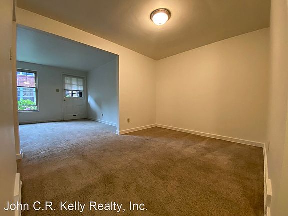 3rd image of 179 Pennwood Ave APT C