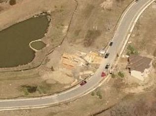 9972 Trails End Rd, Chanhassen, MN 55317