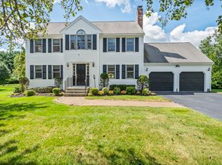 27 Sparrow Rd, Stoughton, MA 02072