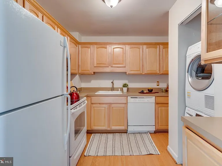 1763 Columbia Rd NW #501 — Photo 6