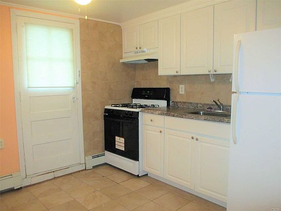 2nd image of 49 Mohawk Ave Floor 1