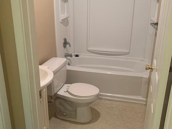 4th image of 1411 Cembellin Dr