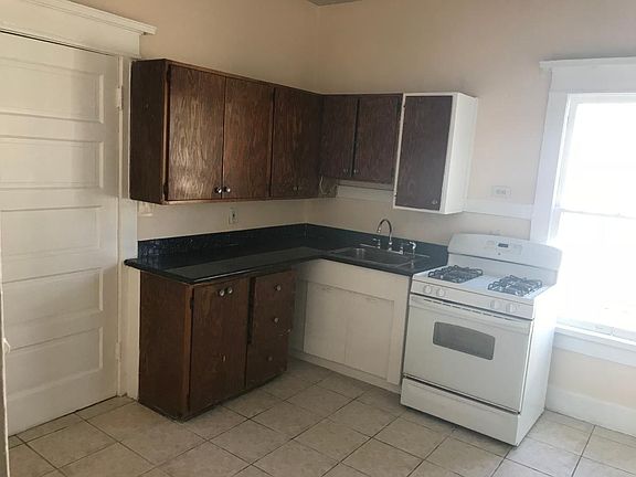 4th image of 1224 Elden Ave