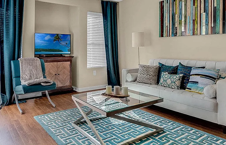 The Summit at Sabal Park Apartments — Photo 9