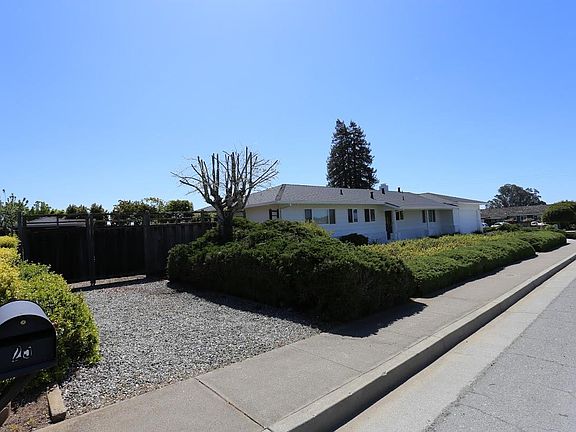 4th image of 25 Corrala Vista Dr