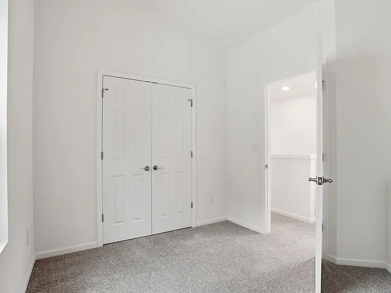 516 Singletary St SE — Photo 35