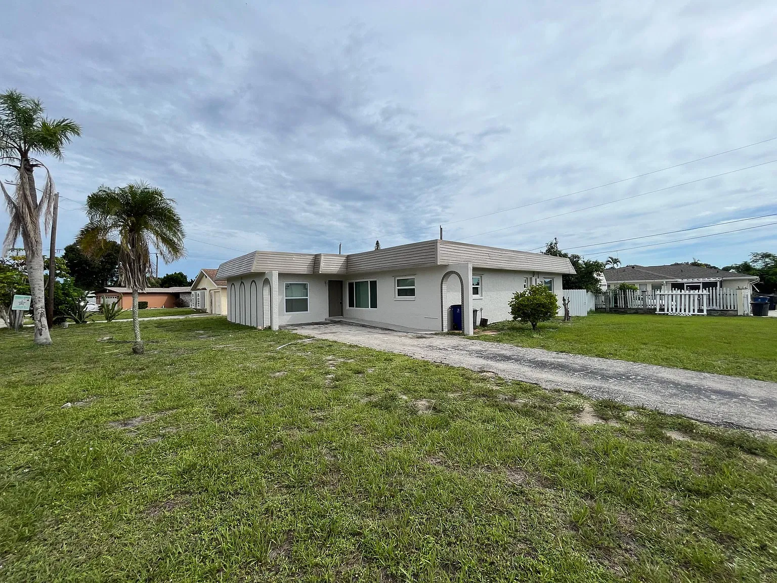 5 bed, 1787 sqft, $2,500 — Photo 2