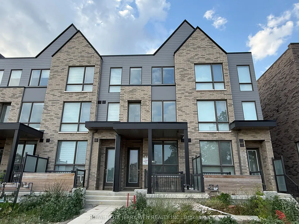 46 Green Gardens Blvd