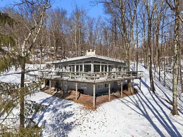 35 Trillium Dr, Muncy Valley, PA 17758