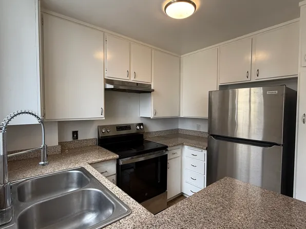 1377 S Beverly Blvd #404, Los Angeles, CA 90022