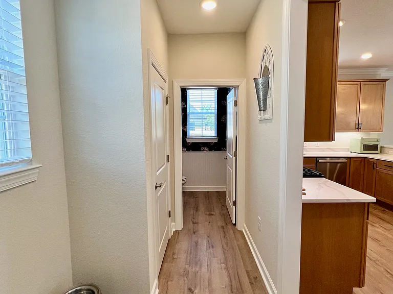 427 Middleton Way — Photo 17