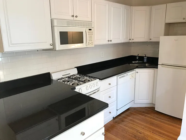 26 Hemenway St #38B — Photo 7