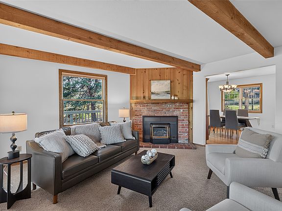 5th image of 67 Pine Ridge Cir