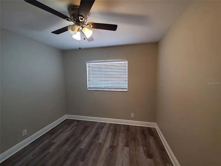 107 W Clay Ave #4 — Photo 9
