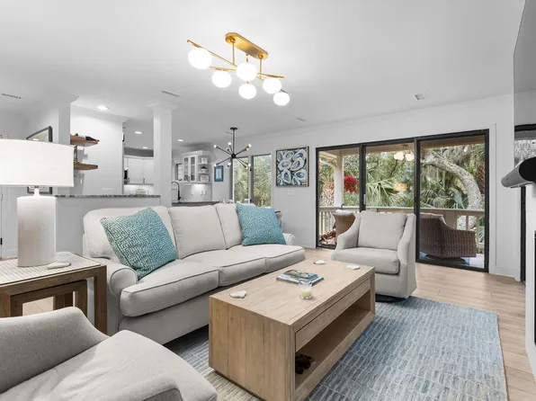 2772 Hidden Oak Dr, Johns Island, SC 29455