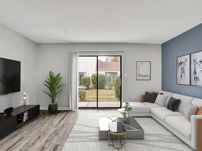 Harbor Station Townhomes — Photo 1