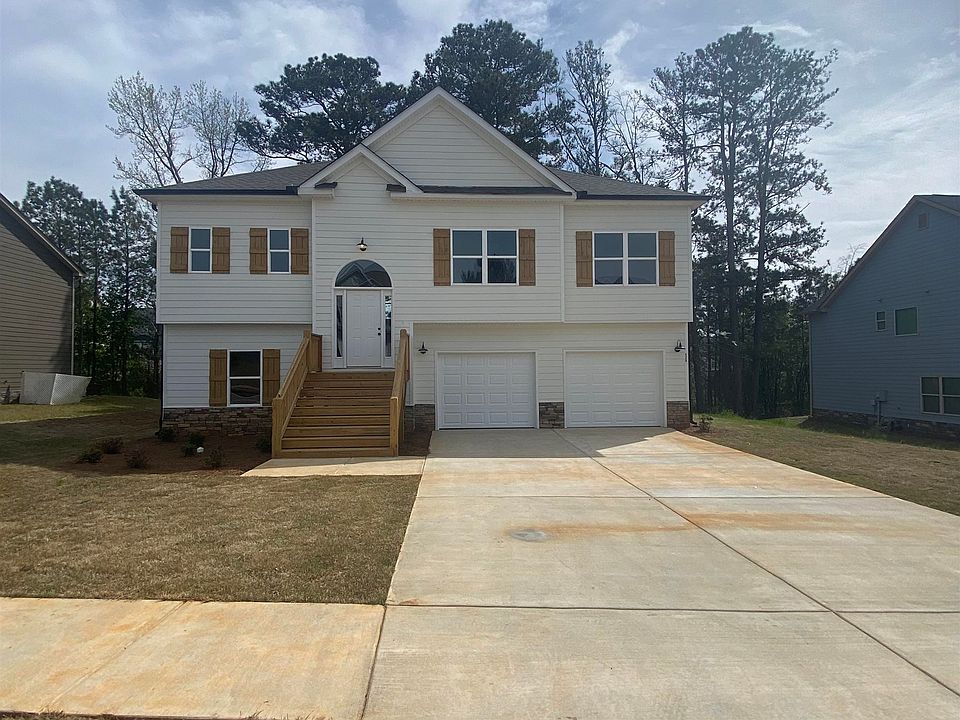1st image of 520 McGiboney Ln