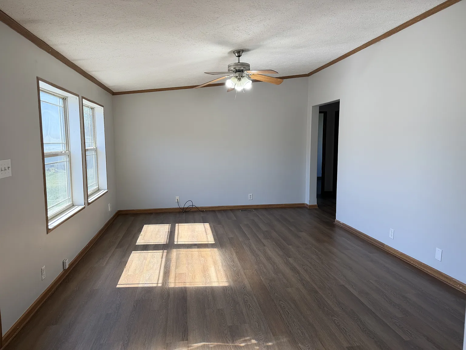 218 Pulliam - 1 — Photo 4