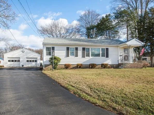 1 Mekeel Dr, Roxbury Twp., NJ 07876