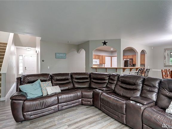 3rd image of 15325 87th Ave E