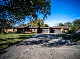 8312 Llano Ave, Benbrook, TX 76116