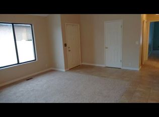8930 S Golden Field Way, Sandy, UT 84094