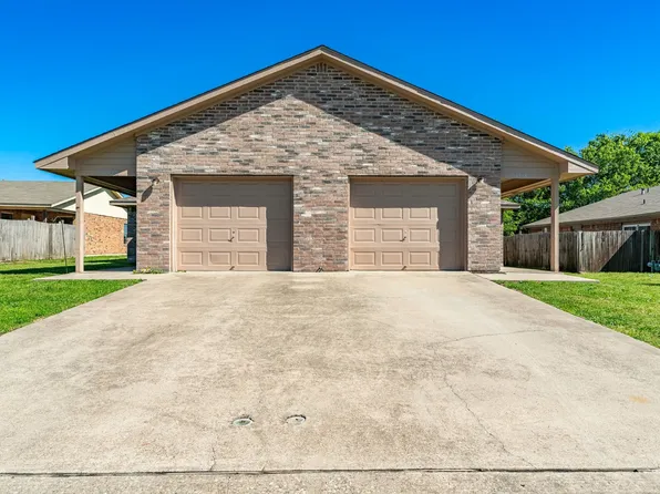3920 Peperport Dr, Greenville, TX 75402