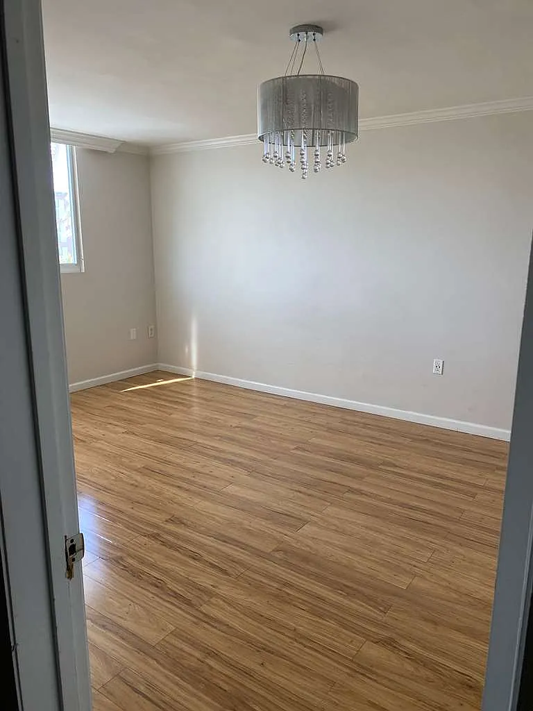 Building Photo - 3930 S Roosevelt Blvd #N307