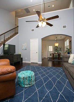 4th image of 5510 Bradford Pear Ln