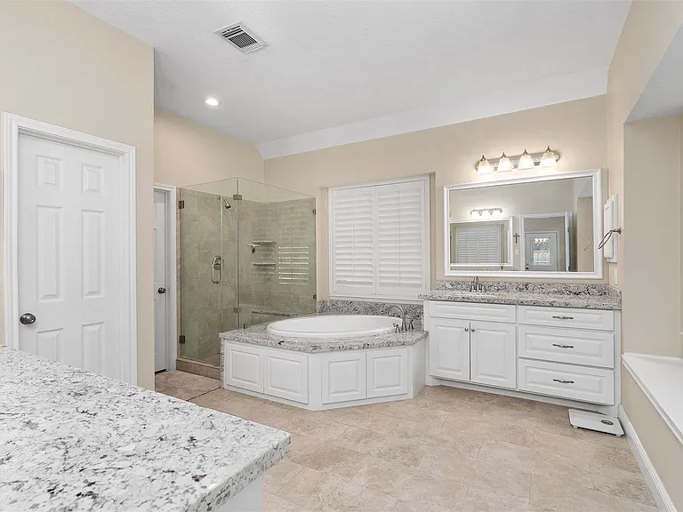 4818 Rachelle Ct — Photo 16