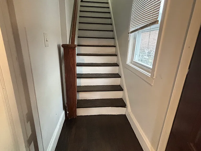 46 N 15th St #2 — Photo 4
