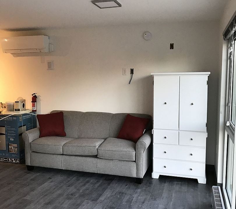 2nd image of 115 N Dunn St APT 3