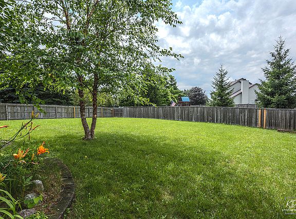 2nd image of 2743 Barrington Dr