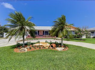 27 Starboard Way, Tequesta, FL 33469