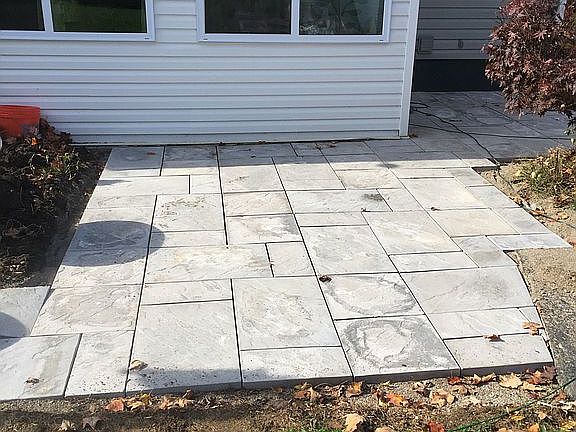 2nd image of 3108 Azelda St