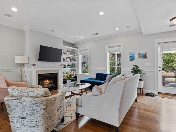 8 Gates St #2