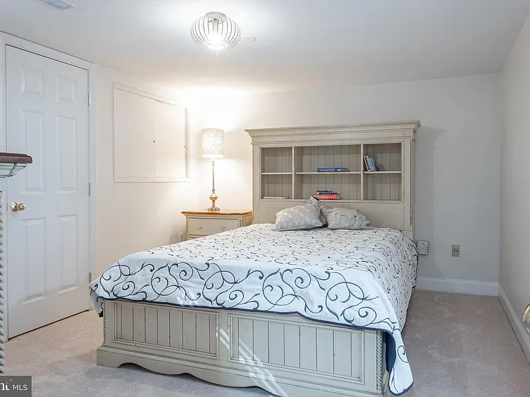 4705 Rippling Pond Dr — Photo 20