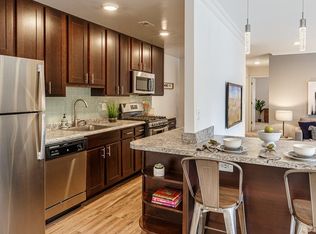 8129 Heatherton Ln, Vienna, VA 22180