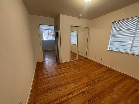 4th image of 121 Broderick St APT 4