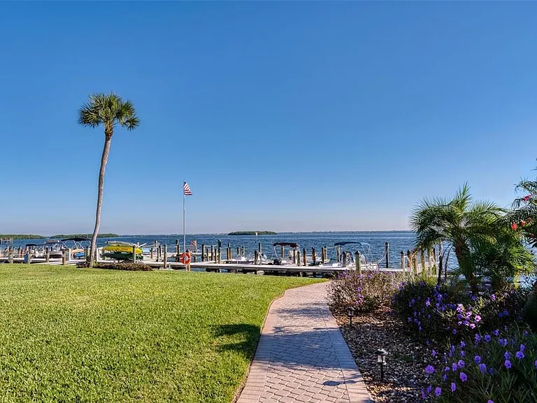 3808 Gulf Of Mexico Dr #E205 — Photo 25