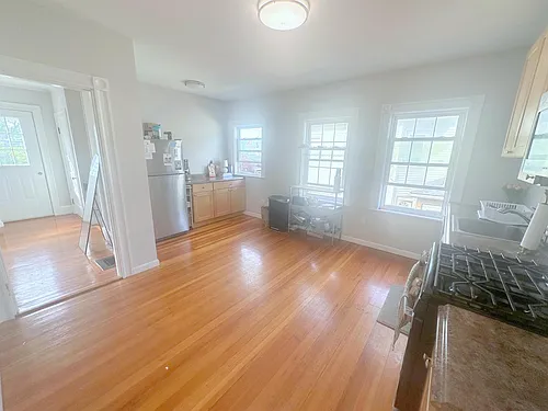 251 Arlington St #2 Photo 1