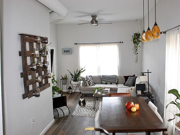 3rd image of 2440 W Horatio St Unit 1032