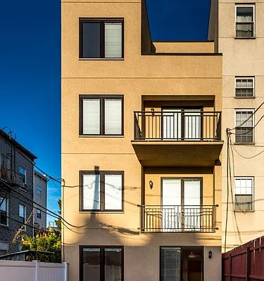 Rented by Nooklyn NYC LLC | media 19