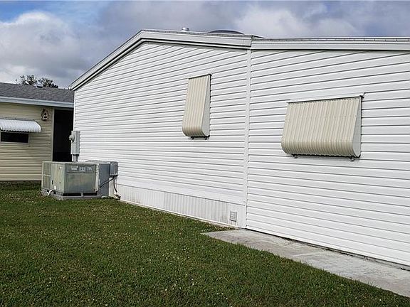 3rd image of 44 Amethyst Ave #44-A